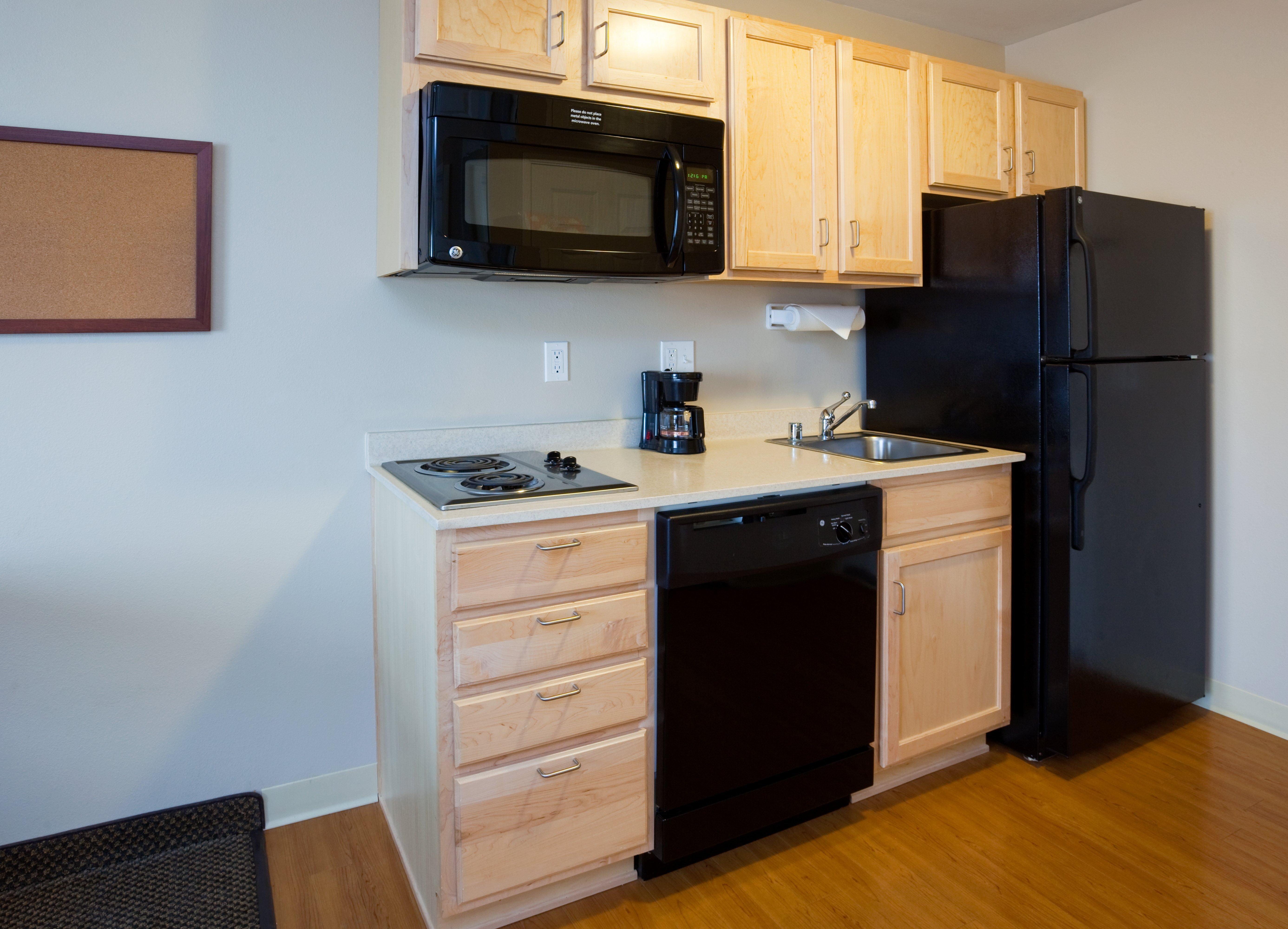 Candlewood Suites Milwaukee Brown Deer, An Ihg Hotel Bagian luar foto