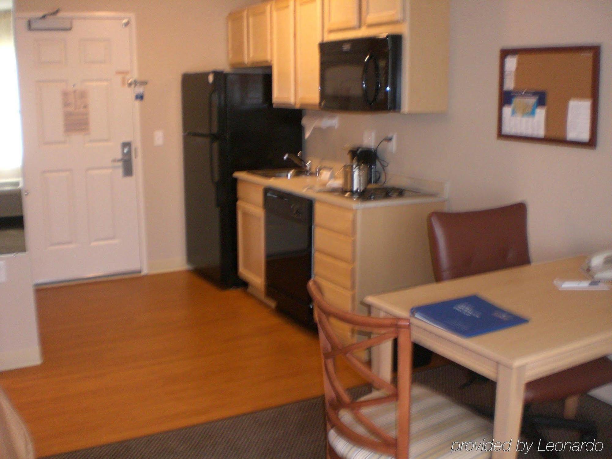 Candlewood Suites Milwaukee Brown Deer, An Ihg Hotel Ruang foto
